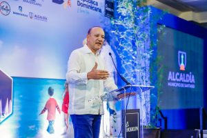 Alcalde Ulises Rodríguez destaca ExpoTurismo y logros del Gobierno en Santiago