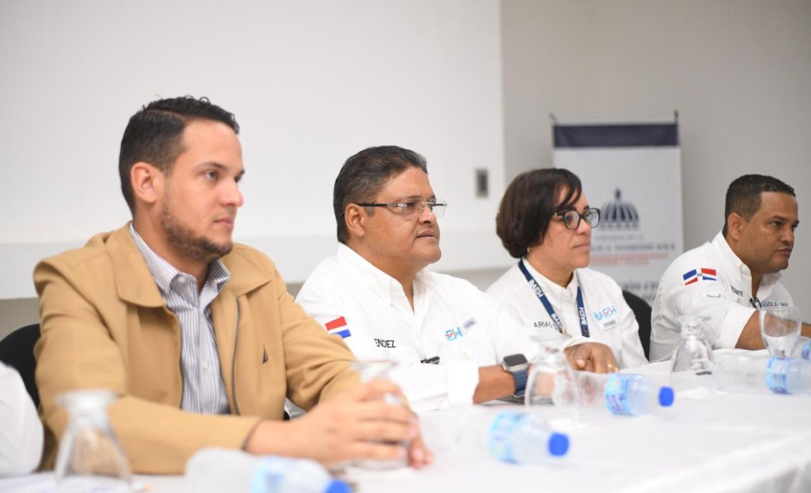 DAEH reunidos con colaboradores