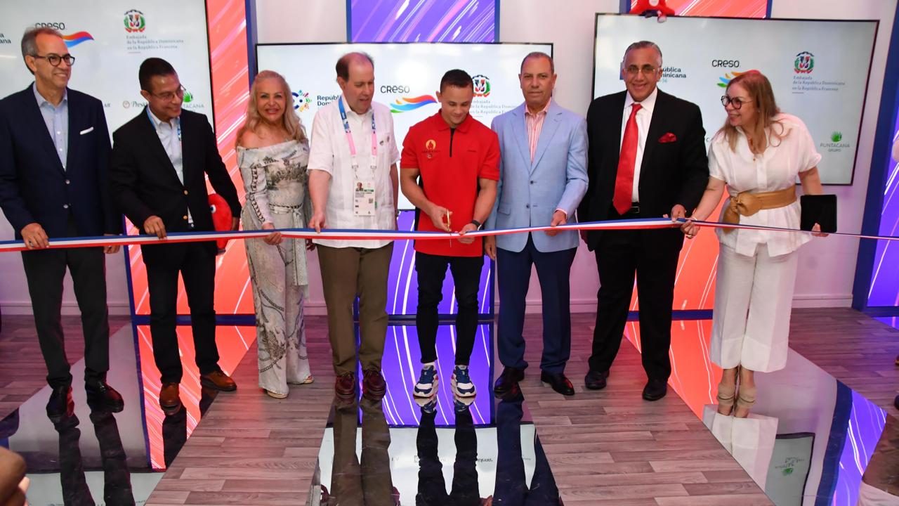 Queda inaugurada Casa Dominicana en Paris, previo apertura de Juegos