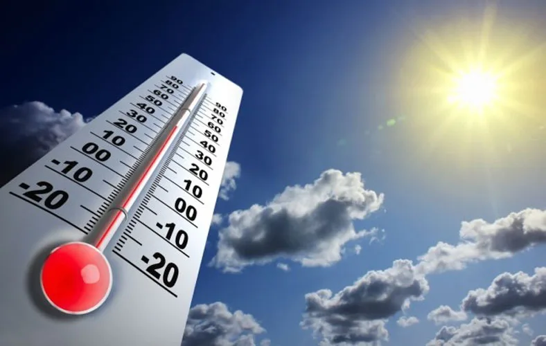 Cielo opaco, calor y escasas lluvias para hoy Domingo