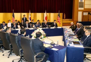 Los Gobiernos de Japón, Corea del Sur y EE.UU. formalizan su alianza trilateral de Defensa