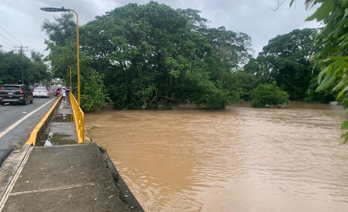 Lluvias causan inundaciones en Cotui