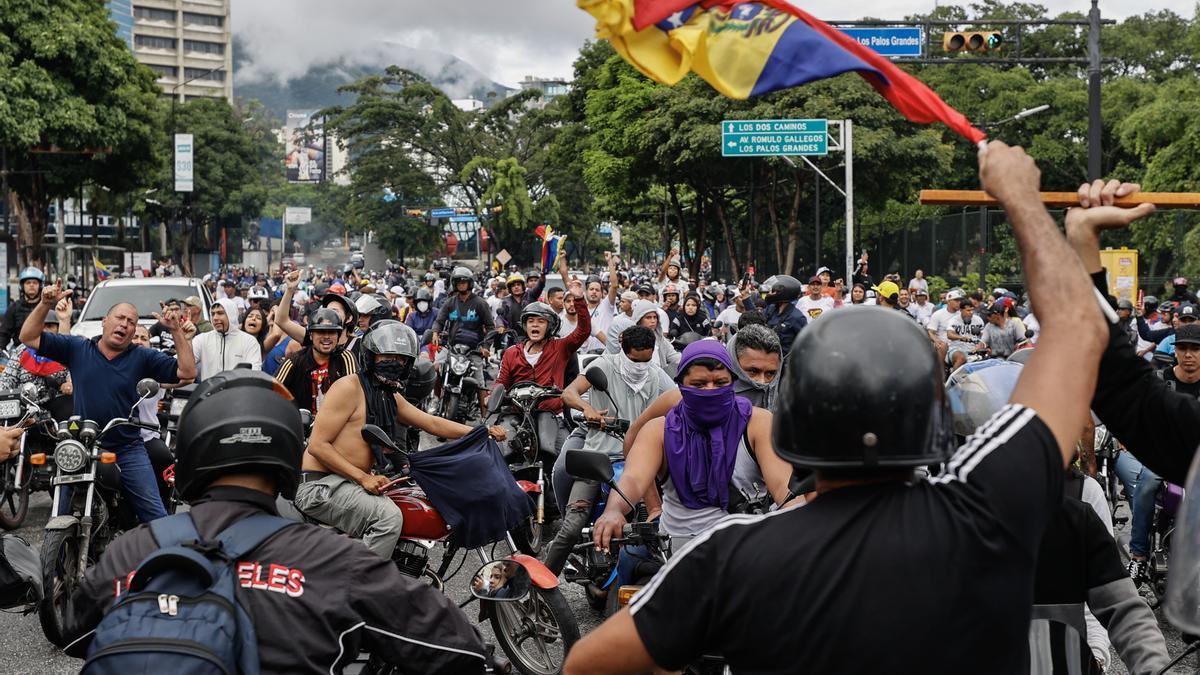 Casa Blanca considera "inaceptable" represión de manifestantes y de la