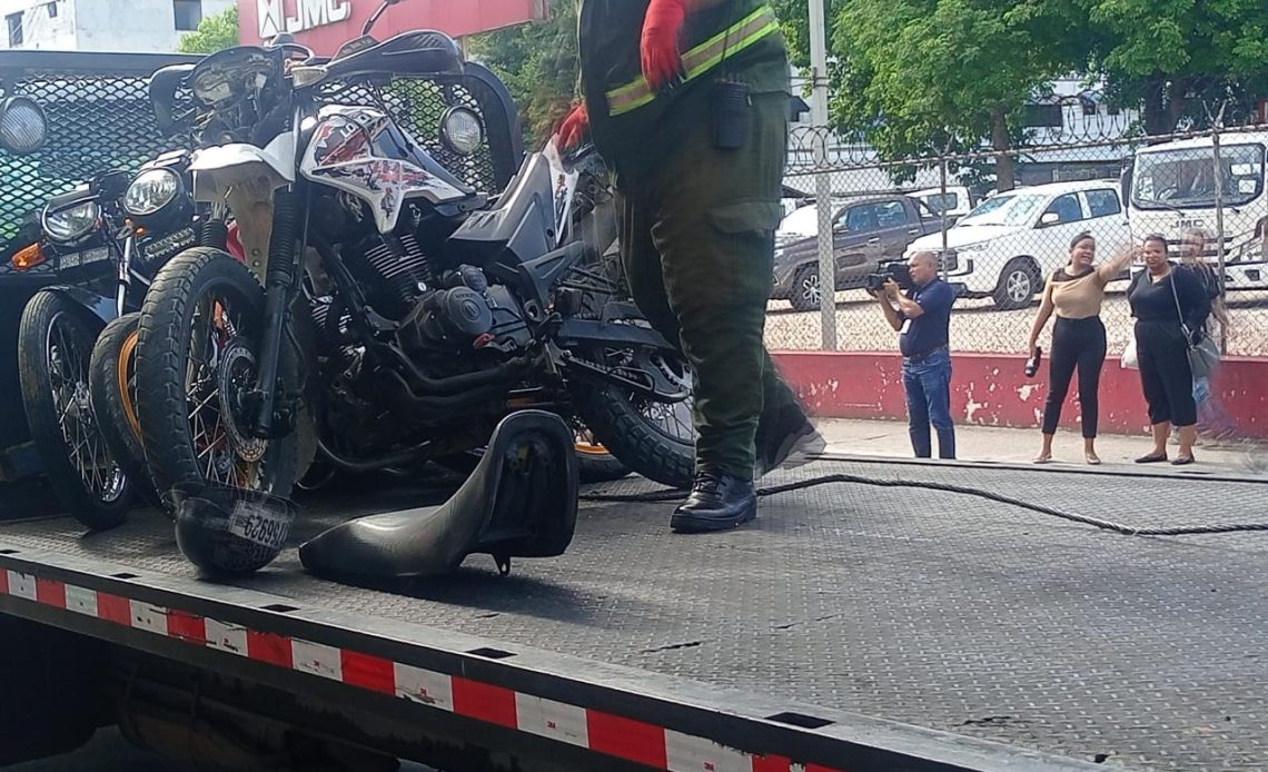 Motociclista muere al ser impactado por el conductor de una patana