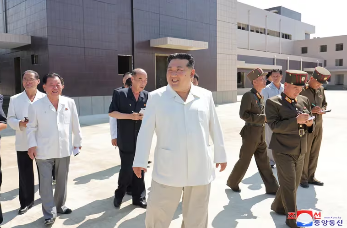 Kim Jong-un exhibió dron norcoreano en medio de los ejercicios de Corea del Sur y Estados Unidos