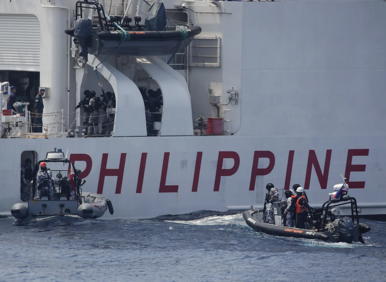 Filipinas retira barco de un atolón en disputa con Pekín en el mar de China Meridional