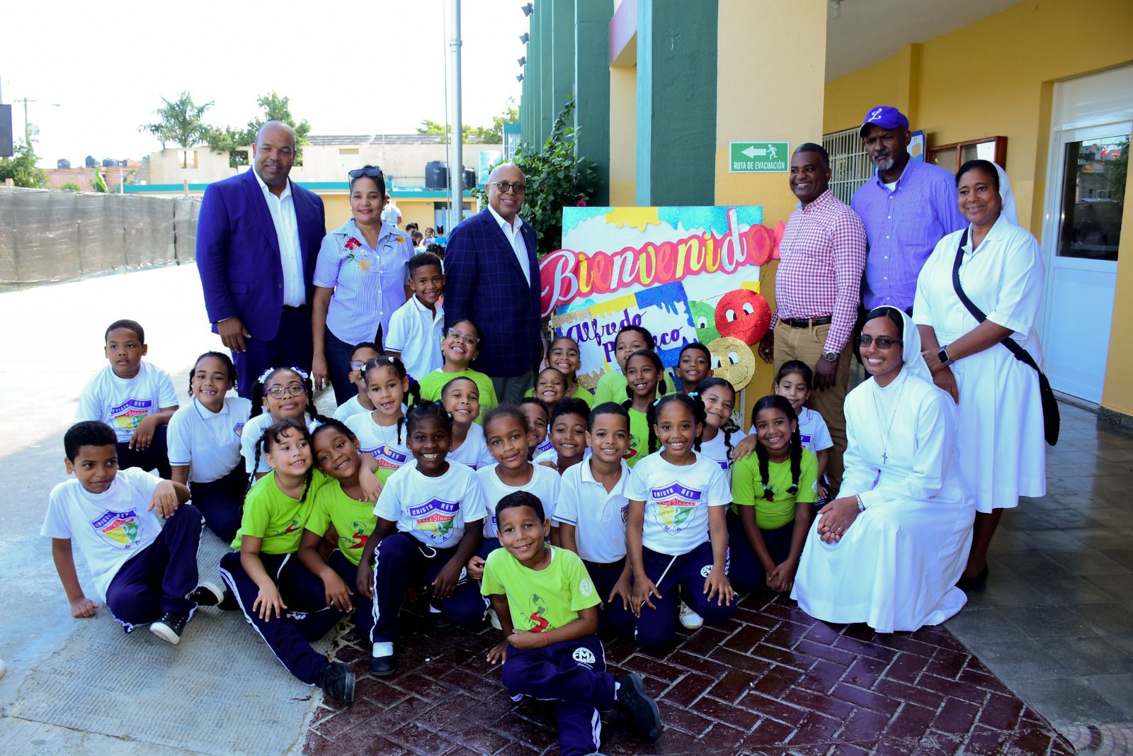 Alfredo Pacheco gestionará Educación construya pabellón de escuela en Cristo Rey