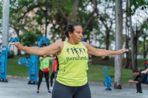 Parque Iberoamérica recibe cientos de personas en el marco del Fin de Semana del Bienestar Mundial