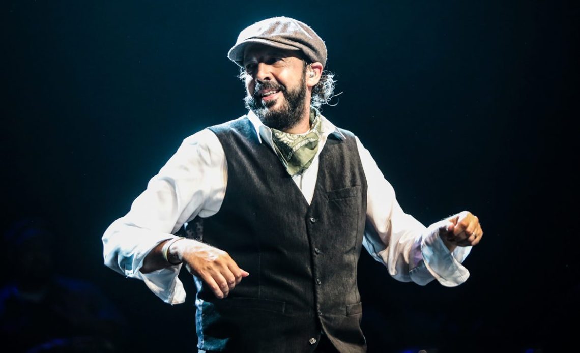 Juan Luis Guerra actuará en la gala de los Latin Grammy en Miami