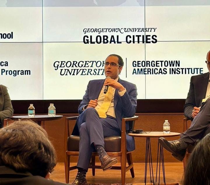 Juan Ariel Jiménez aborda retos educativos de América Latina en Universidad Georgetown