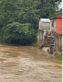 Crece río Joba en Gaspar Hernández por recientes lluvias