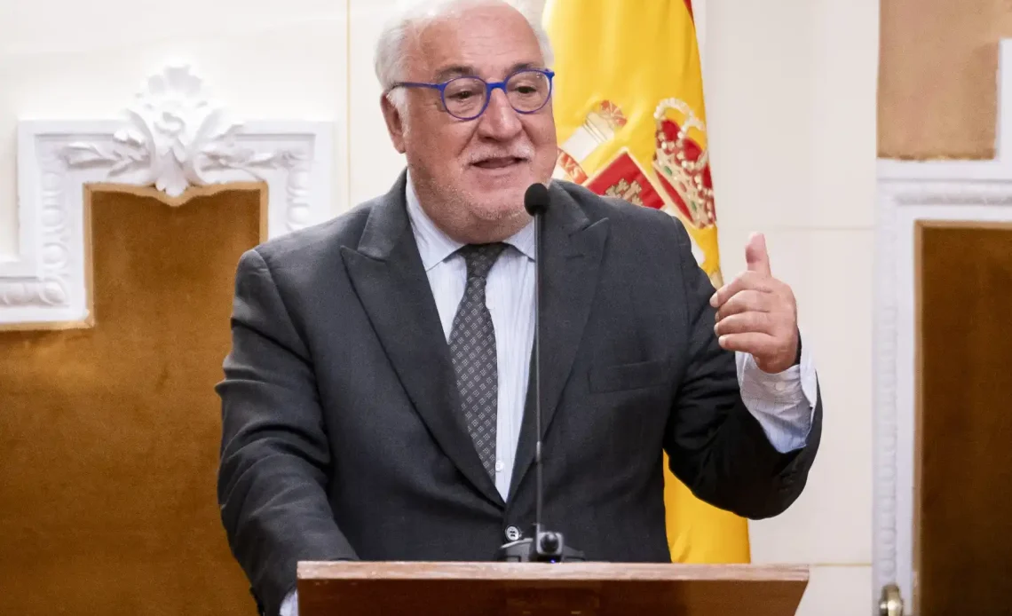 Director General de Tráfico de España felicita a RD por firmar pacto de Seguridad Vial