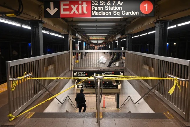 Desamparado quemaduras metro Penn Station