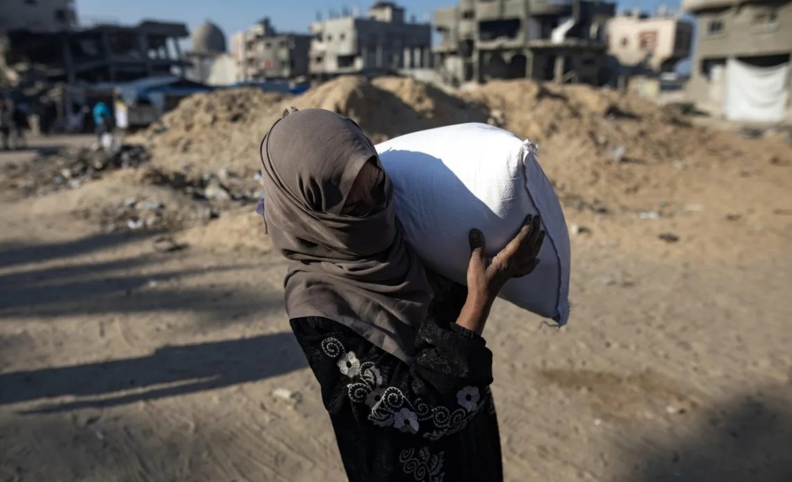 Mujer en Gaza