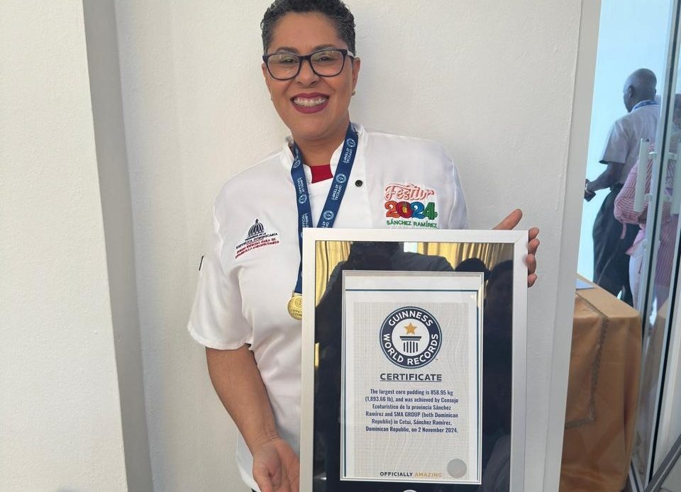 Solanlly Diaz una chef de Records Guinness tras participar en majarete más grande del mundo