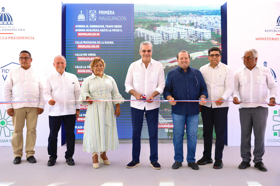 Presidente Abinader encabeza inauguraciones en Ciudad Juan Bosch y el INFOTEP