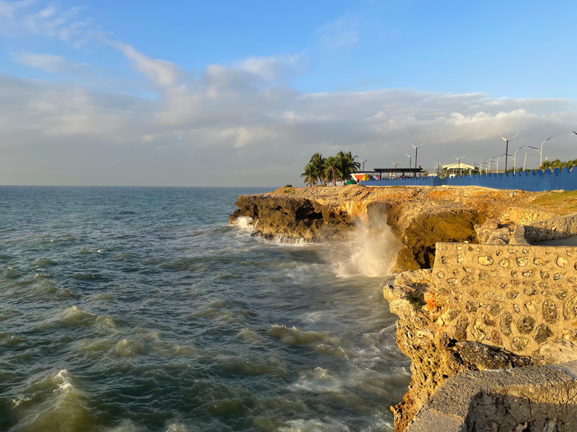 Cielo despejado en el GSD con pronóstico de lluvias por influencia de vaguada