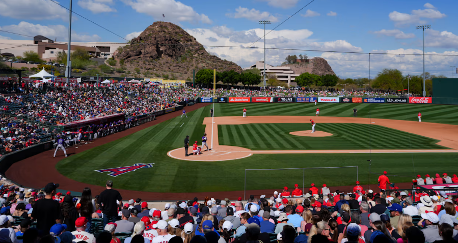 En los campos de entrenamiento, MLB probará sistema automatizado para retar bolas y strikes