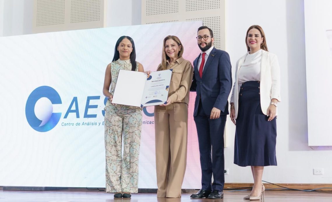 Inicio a Formación Integral de la Municipalidad con la presencia de la alcaldesa Carolina Mejía