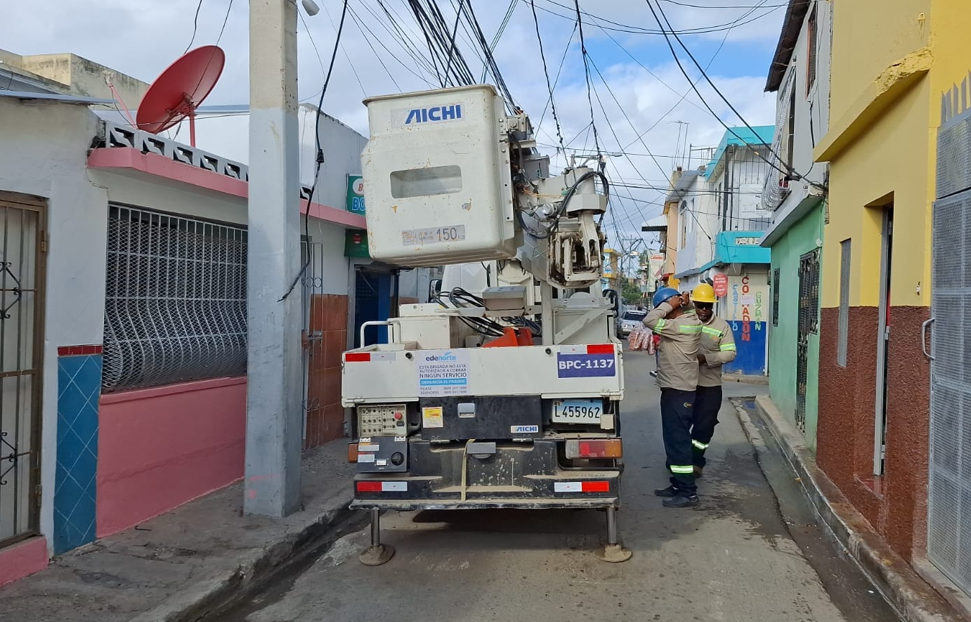 EDENORTE desmantela 24 usuarios irregulares en Nagua y Jarabacoa