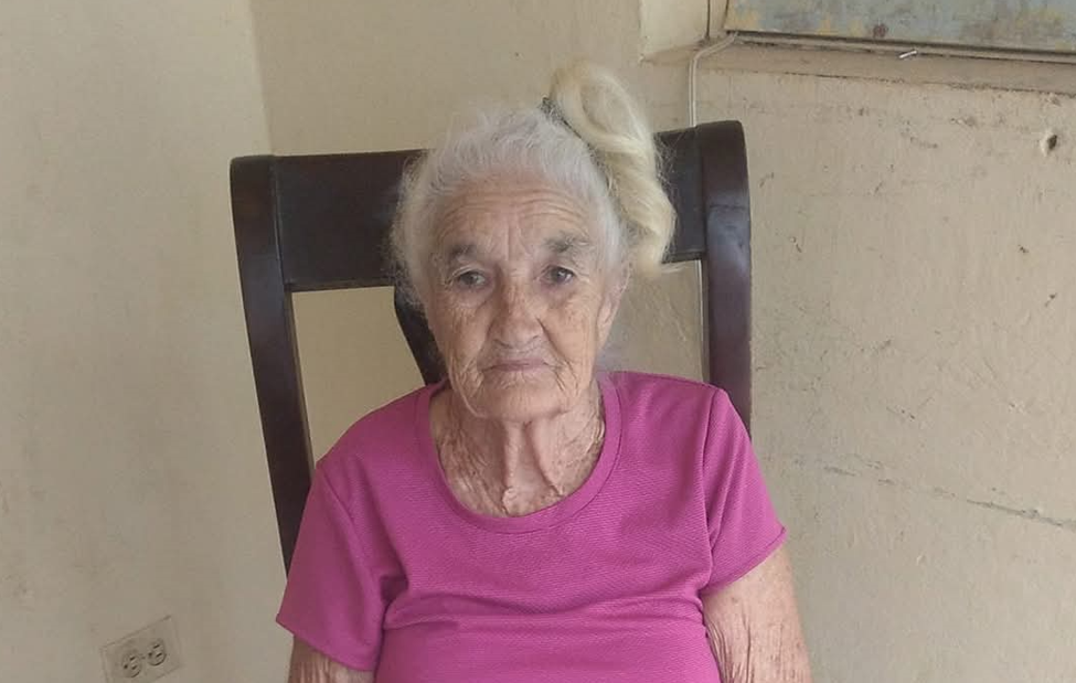 Familiares solicitan ayuda para que se otorgue cédula a mujer de 85 años