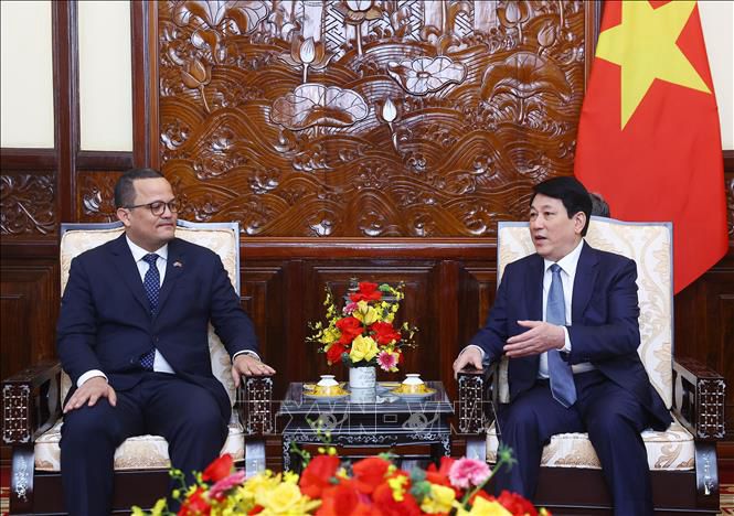 Presidente de Vietnam felicita al embajador Jaime Francisco Rodríguez